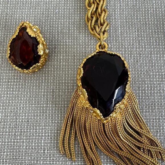 Amethyst color necklace and earrings - Picture 2 of 12